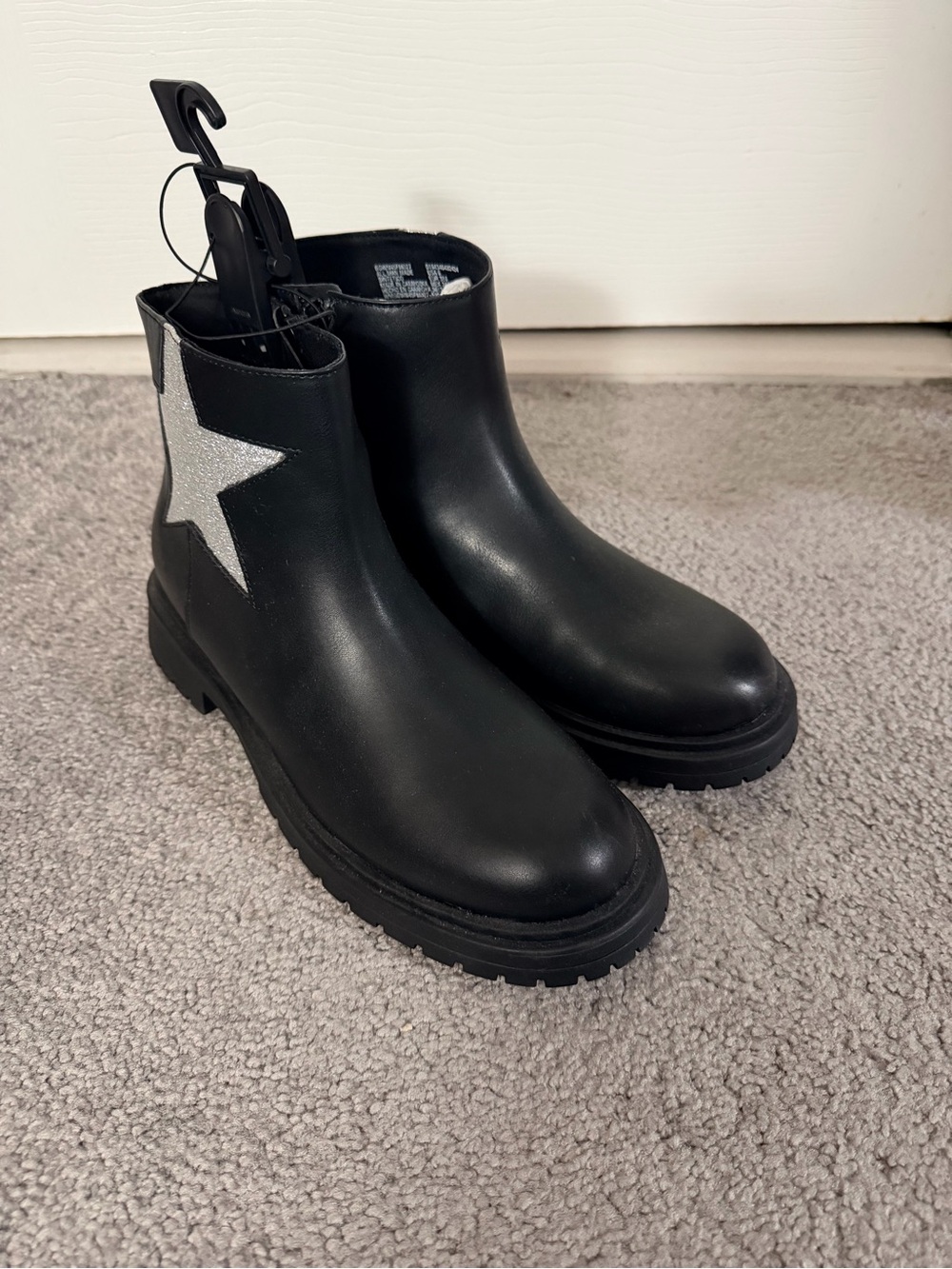 Girl’s boot